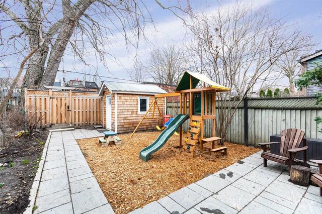21 Callender St, House detached with 4 bedrooms, 3 bathrooms and 2 parking in Toronto ON | Image 11