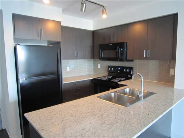 809 - 80 Esther Lorrie Dr, Condo with 1 bedrooms, 1 bathrooms and 1 parking in Toronto ON | Image 2