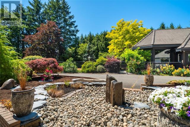 1667 Stroulger Rd, House detached with 3 bedrooms, 3 bathrooms and 3 parking in Nanaimo E BC | Image 60