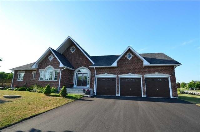 2 Honeyfield Lane, House detached with 3 bedrooms, 2 bathrooms and 8 parking in Kawartha Lakes ON | Image 1