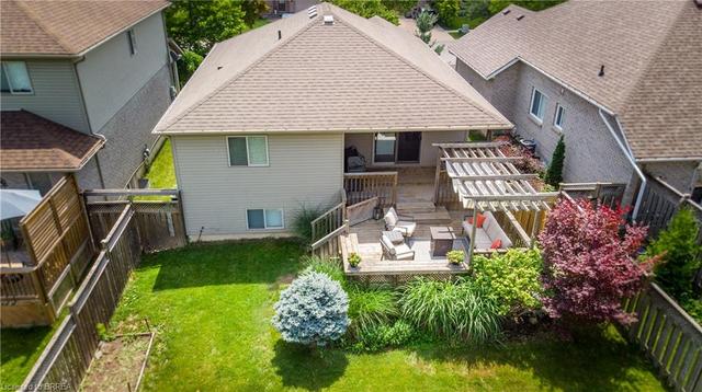 32 Maich Crescent, House detached with 3 bedrooms, 2 bathrooms and null parking in Brantford ON | Image 32