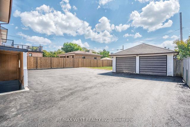 7 Dante Rd, House detached with 3 bedrooms, 4 bathrooms and 11 parking in Toronto ON | Image 15