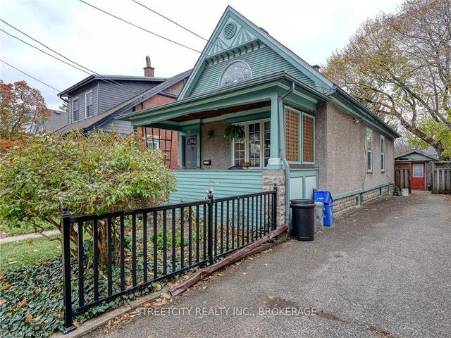 15 Southgate St, House detached with 2 bedrooms, 1 bathrooms and 2 parking in London ON | Image 12