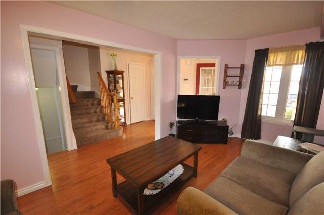 60 Culture Cres, House attached with 3 bedrooms, 2 bathrooms and 2 parking in Brampton ON | Image 19