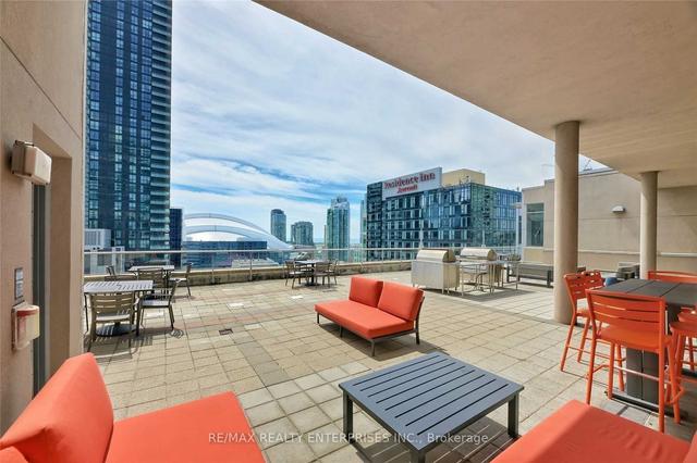 436 - 250 Wellington St W, Condo with 1 bedrooms, 1 bathrooms and 1 parking in Toronto ON | Image 2