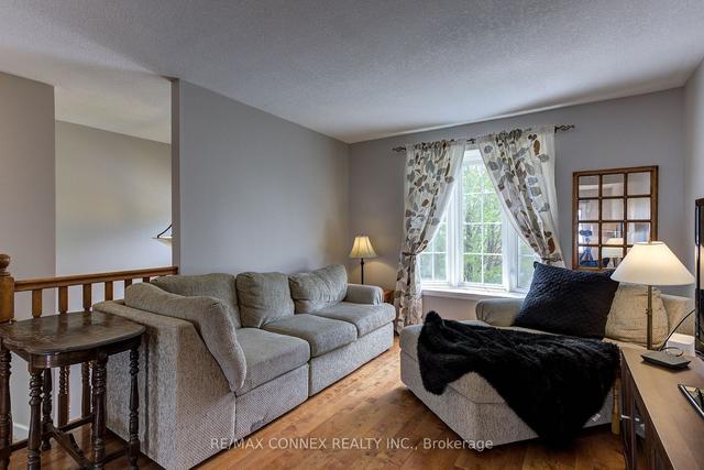 31 Peartree Cres, House detached with 3 bedrooms, 2 bathrooms and 5 parking in Guelph ON | Image 29