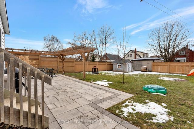 25 Slater St, House detached with 3 bedrooms, 1 bathrooms and 2 parking in Brantford ON | Image 22