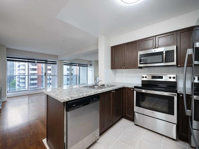 901 - 5 Michael Power Pl, Condo with 1 bedrooms, 1 bathrooms and 1 parking in Toronto ON | Image 21