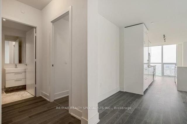 5103 - 1 Yorkville Ave, Condo with 2 bedrooms, 3 bathrooms and 2 parking in Toronto ON | Image 17