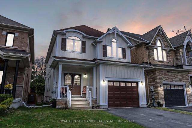 23 Tabb Ave, House detached with 3 bedrooms, 4 bathrooms and 5 parking in Clarington ON | Image 1