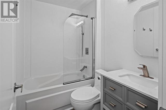 Ground Floor 1 Bedroom Suite - Bathroom | Image 60