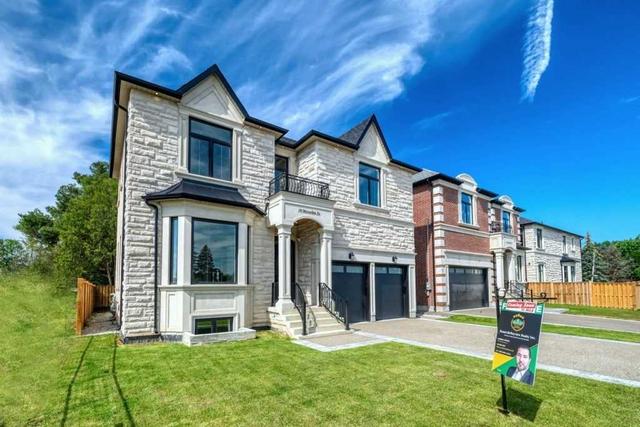 16 Mccachen St, House detached with 4 bedrooms, 6 bathrooms and 6 parking in Richmond Hill ON | Image 12