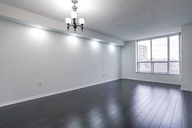 402 - 430 Mclevin Ave, Condo with 2 bedrooms, 2 bathrooms and 1 parking in Toronto ON | Image 4