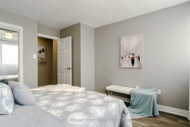 1903 - 530 Lolita Gdns, Condo with 3 bedrooms, 1 bathrooms and 2 parking in Mississauga ON | Image 14