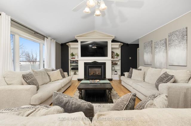 1634 Morris Ave, House detached with 8 bedrooms, 7 bathrooms and 16 parking in Selwyn ON | Image 1