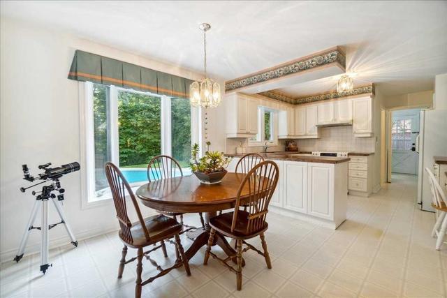 1896 Four Seasons Dr, House detached with 4 bedrooms, 3 bathrooms and 6 parking in Burlington ON | Image 20