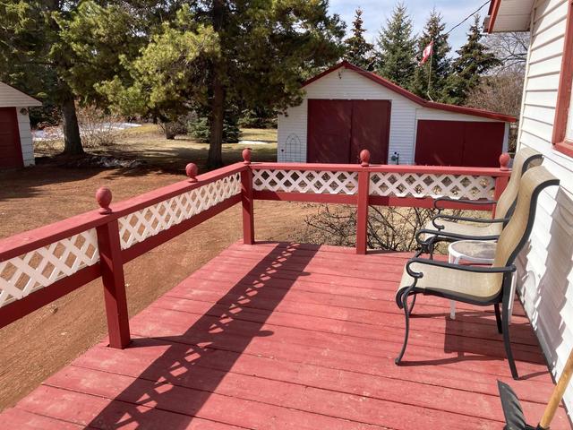 46302 Rge Rd 195, House detached with 3 bedrooms, 1 bathrooms and 12 parking in Camrose County AB | Image 3