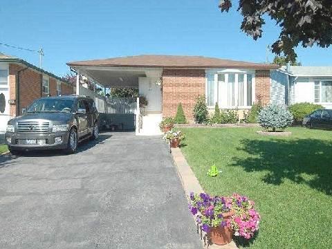 3637 Woodruff Cres, House detached with 3 bedrooms, 2 bathrooms and 6 parking in Mississauga ON | Image 1