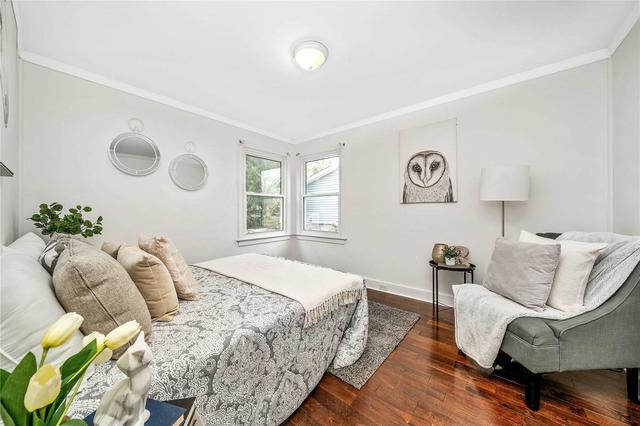 3 Bruce St, House detached with 1 bedrooms, 1 bathrooms and 2 parking in Peterborough ON | Image 2