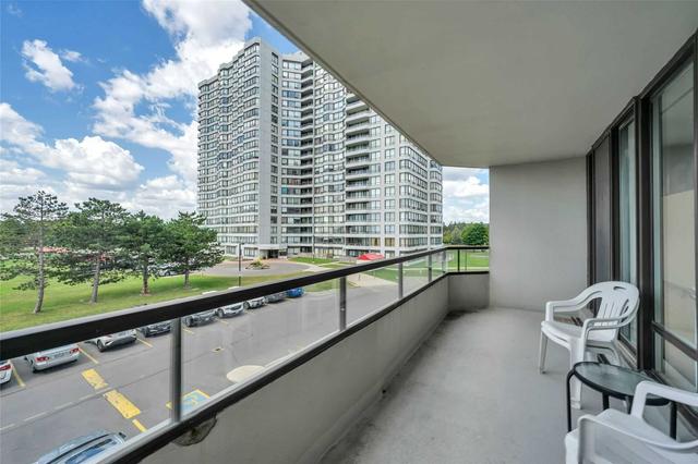 303 - 350 Alton Towers Circ, Condo with 2 bedrooms, 2 bathrooms and 1 parking in Toronto ON | Image 14