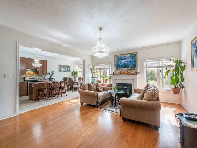 179 Armstrong Cres, House detached with 4 bedrooms, 4 bathrooms and 4 parking in Bradford West Gwillimbury ON | Image 18