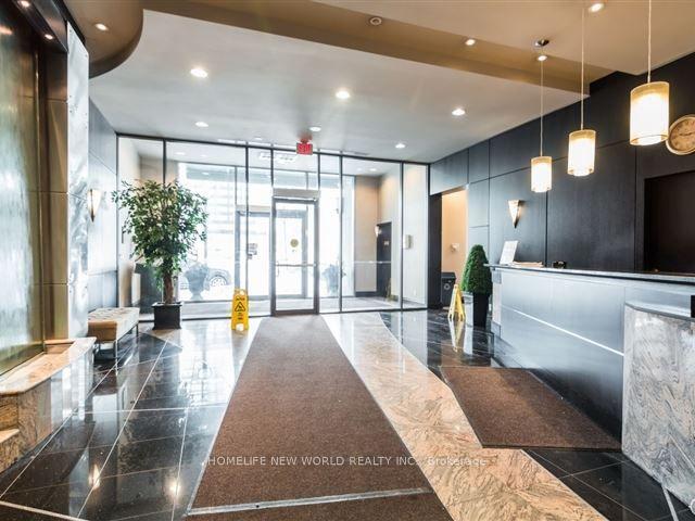 3308 - 30 Grand Trunk Cres, Condo with 1 bedrooms, 1 bathrooms and 1 parking in Toronto ON | Image 8