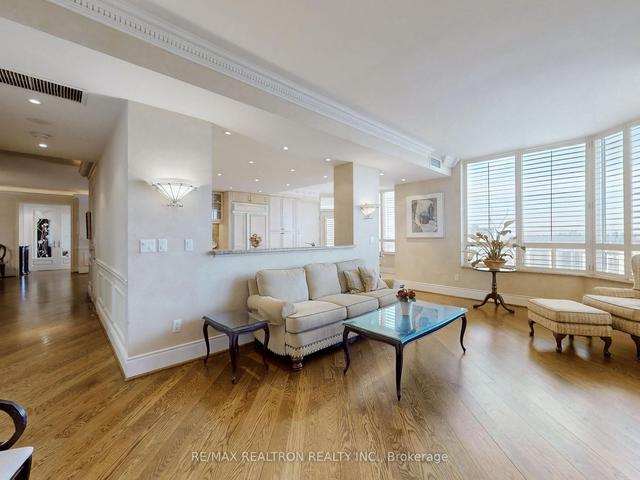 2707 - 89 Skymark Dr, Condo with 2 bedrooms, 3 bathrooms and 2 parking in Toronto ON | Image 10