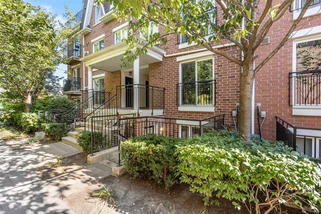 1509 - 26 Laidlaw St, Townhouse with 2 bedrooms, 1 bathrooms and 1 parking in Toronto ON | Card Image