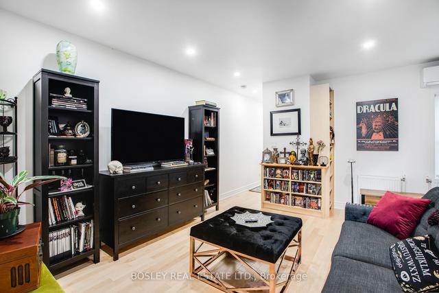 1918 Gerrard St E, Home with 2 bedrooms, 4 bathrooms and 2 parking in Toronto ON | Image 32