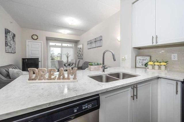 108 - 610 Farmstead Dr, Condo with 2 bedrooms, 2 bathrooms and 1 parking in Milton ON | Image 30