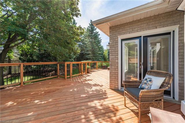83 Parkside Drive, House detached with 2 bedrooms, 2 bathrooms and 4 parking in Guelph ON | Image 37