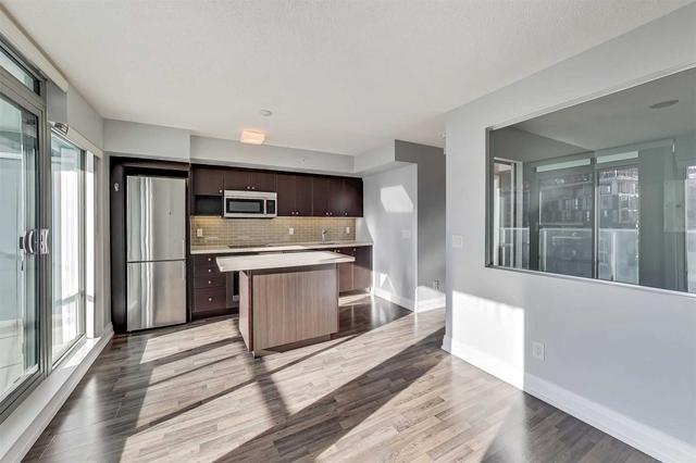 803w - 565 Wilson Ave, Condo with 1 bedrooms, 1 bathrooms and 0 parking in Toronto ON | Image 2