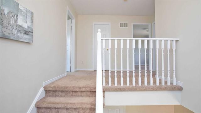 11 Clearspring Lane, House semidetached with 3 bedrooms, 3 bathrooms and 3 parking in Brampton ON | Image 16