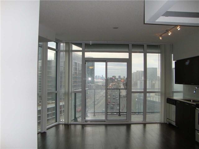 1110 - 169 Fort York Blvd, Condo with 1 bedrooms, 1 bathrooms and null parking in Toronto ON | Image 1