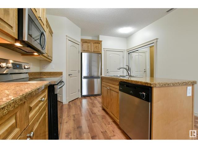 104 - 9820 165 St Nw, Condo with 2 bedrooms, 2 bathrooms and 1 parking in Edmonton AB | Image 6
