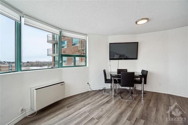 601 - 1440 Heron Road, Condo with 2 bedrooms, 1 bathrooms and 2 parking in Ottawa ON | Image 8