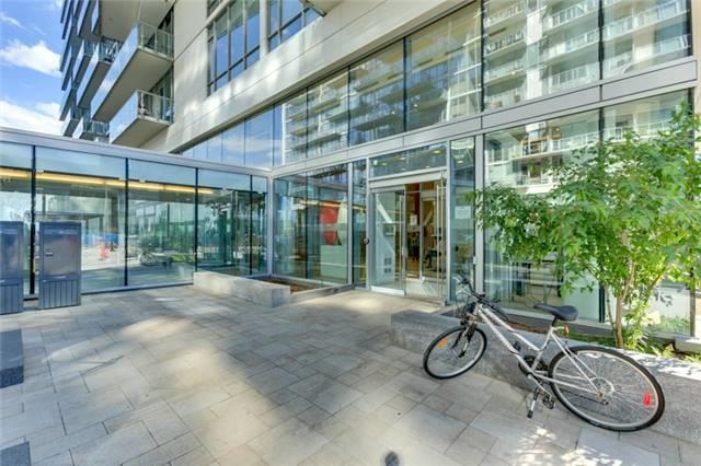 ph1404 - 29 Queens Quay E, Condo with 4 bedrooms, 4 bathrooms and 2 parking in Toronto ON | Image 18