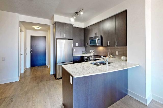 502 - 7608 Yonge St, Condo with 1 bedrooms, 1 bathrooms and 1 parking in Vaughan ON | Image 5