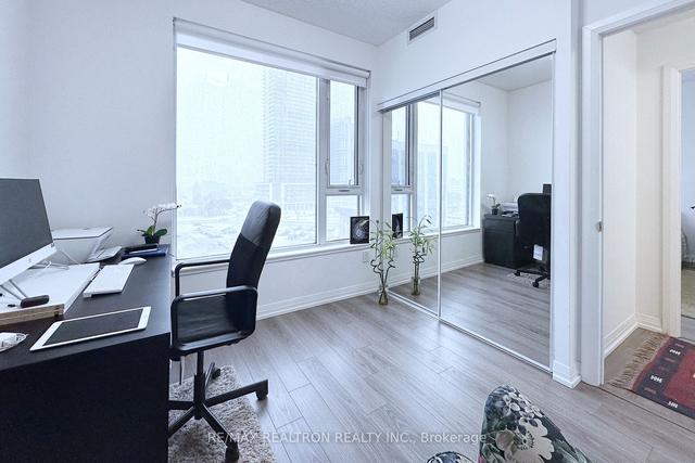 611 - 55 Ann O'reilly Rd, Condo with 2 bedrooms, 2 bathrooms and 1 parking in Toronto ON | Image 6