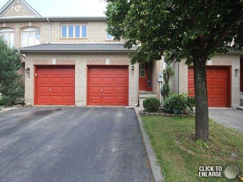 3 Gilgorm Rd, Townhouse with 3 bedrooms, 3 bathrooms and 1 parking in Brampton ON | Image 1