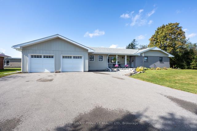 291 Angeline St N, House detached with 2 bedrooms, 3 bathrooms and 6 parking in Kawartha Lakes ON | Image 1