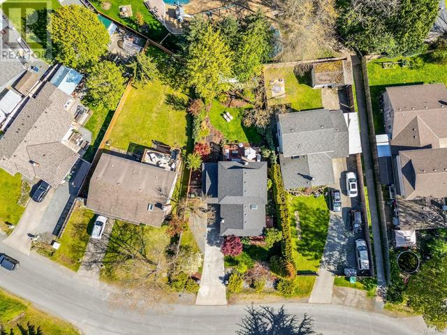 2913 Cressida Cres, House detached with 3 bedrooms, 2 bathrooms and 4 parking in Langford BC | Image 28