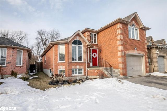 100 Country Lane, House detached with 4 bedrooms, 2 bathrooms and 3 parking in Barrie ON | Image 1