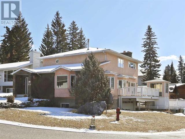 285 Grizzly Crescent, House detached with 4 bedrooms, 3 bathrooms and 2 parking in Canmore AB | Image 42