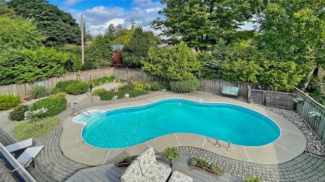 27 Regency Sq, House detached with 4 bedrooms, 3 bathrooms and 5 parking in Toronto ON | Image 31