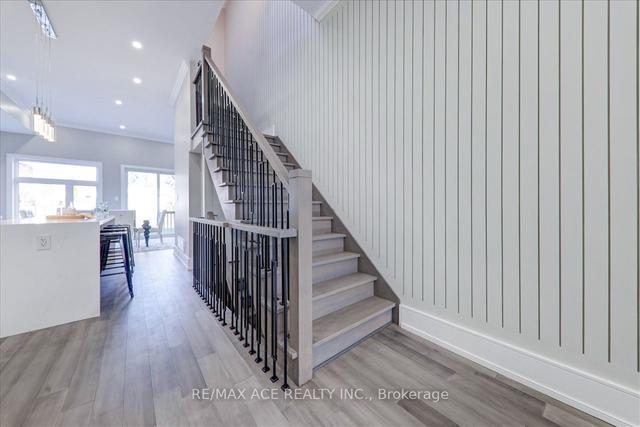 167 August Ave, House detached with 4 bedrooms, 5 bathrooms and 3 parking in Toronto ON | Image 6