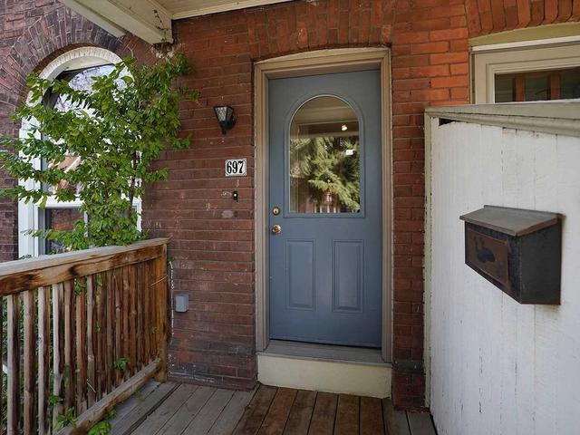 697 Shaw St, House semidetached with 3 bedrooms, 2 bathrooms and 2 parking in Toronto ON | Image 26