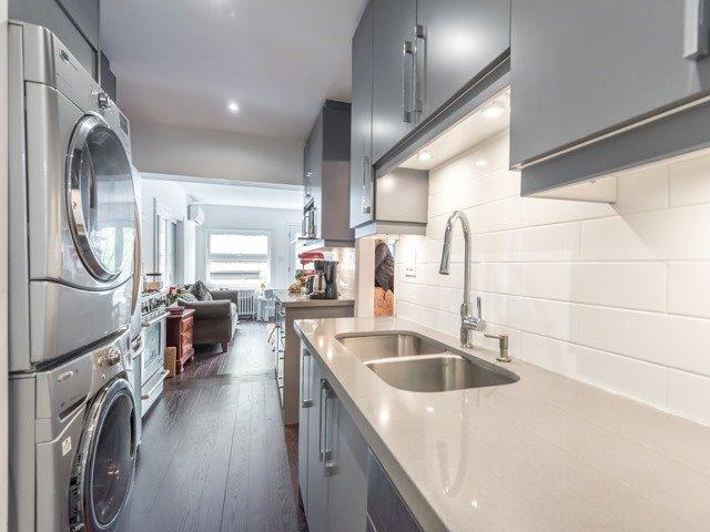 11 Moir Ave, House semidetached with 3 bedrooms, 3 bathrooms and 2 parking in Toronto ON | Image 6