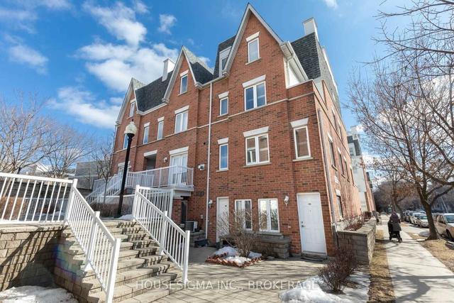 3203 - 12 Sudbury St, Townhouse with 2 bedrooms, 2 bathrooms and 0 parking in Toronto ON | Image 1