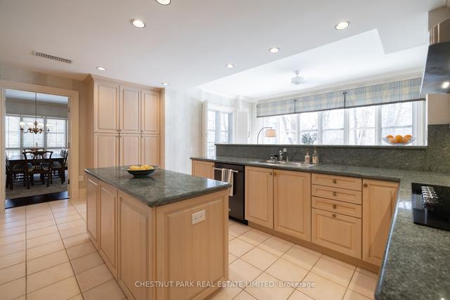 2a - 1 Chedington Pl, Condo with 2 bedrooms, 4 bathrooms and 2 parking in Toronto ON | Image 9